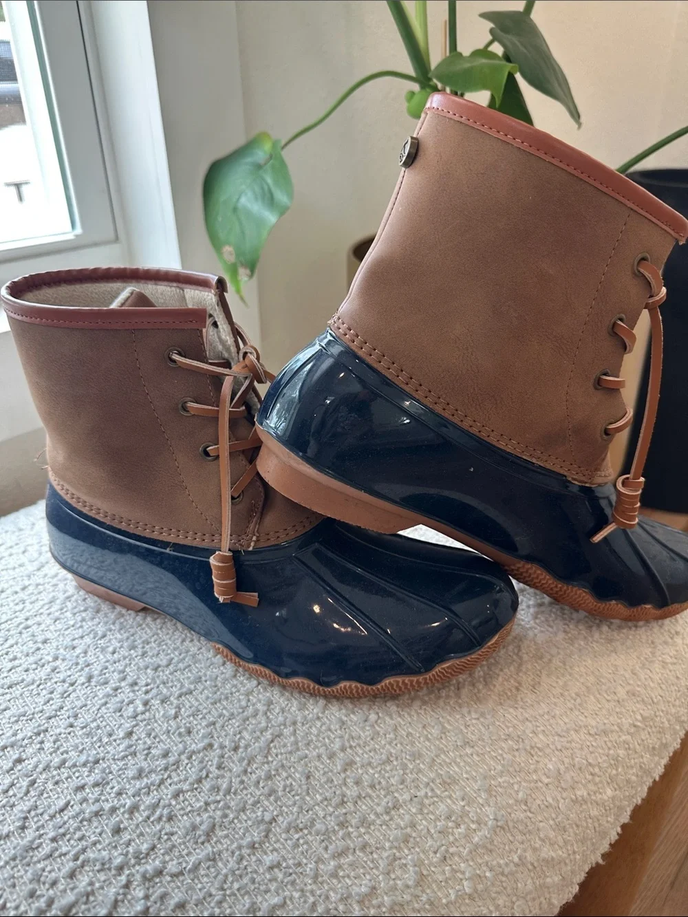 Women's Waterproof Lace-Up Rain Boots - Brown Suede & Navy Rubber
